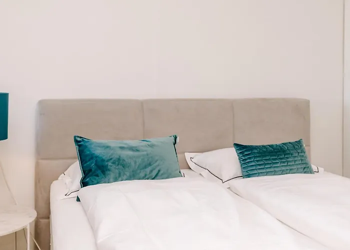 아파트 Dare To Be Different *