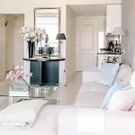 Apartment Dare To Be Different